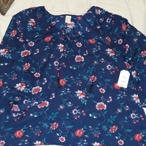 New Women's plus size 26-28 blouse